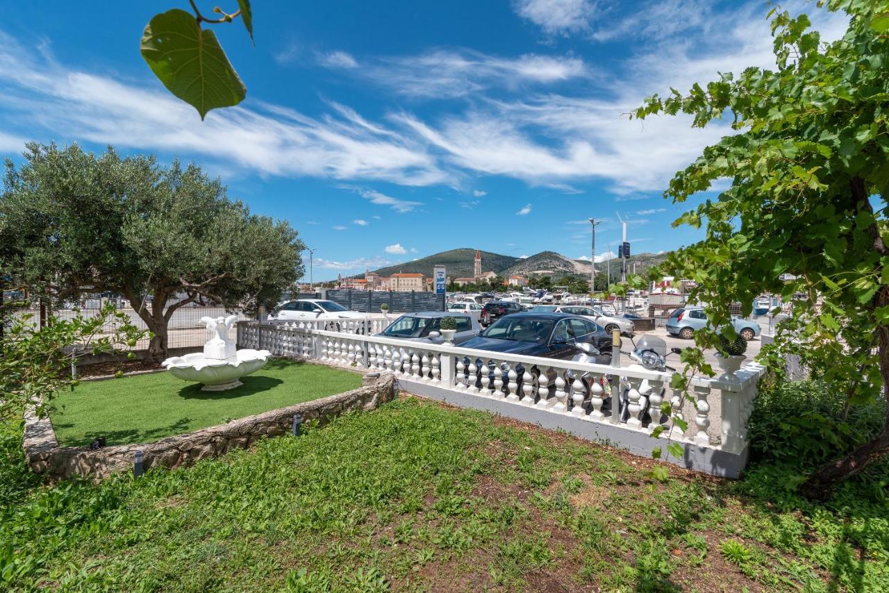 Apartments Bozan Trogir Exteriér fotografie